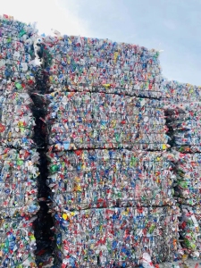 PET三色瓶砖出售，现货2挂 。