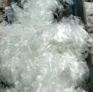 长期出售玻璃钢下来的PET缠绕膜废料