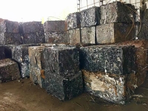 出售废钢铁杂料压块