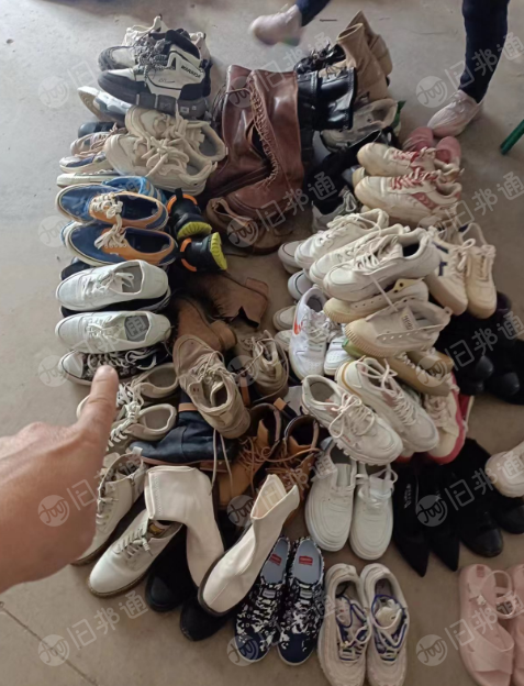 对鞋,旧鞋,男鞋,女鞋,童鞋,大码鞋 运动鞋等,大量出售