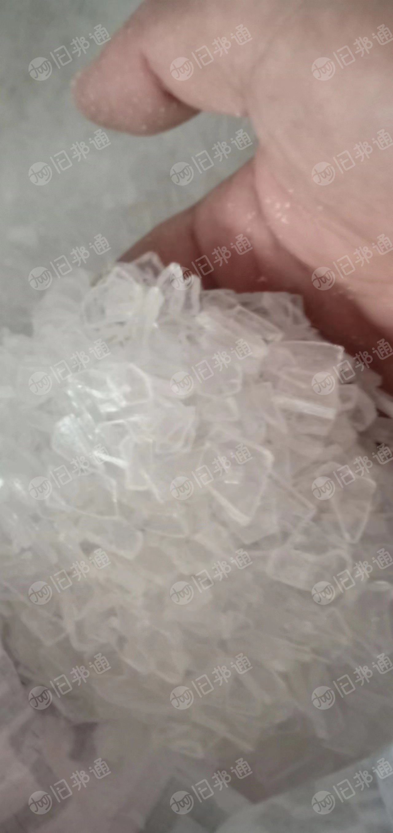 透笨全新板材干破碎料,现货13吨左右,现货出售