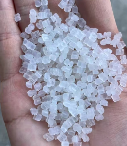 长期出售饭盒颗粒，透明丙颗粒，餐盒颗粒