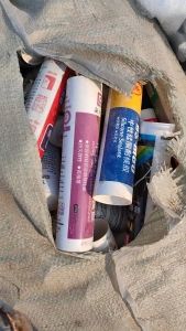 PE单胶管废料出售，现货6.8米一车