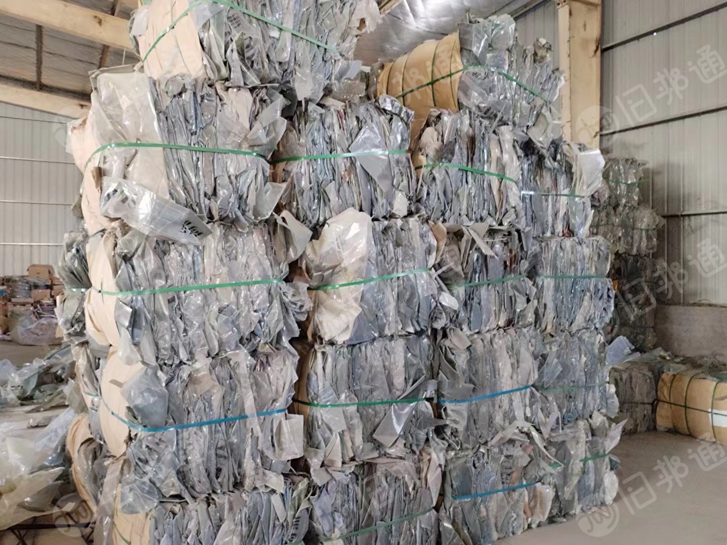 PVC铝合金包装膜长期出售,月供6.8米一车