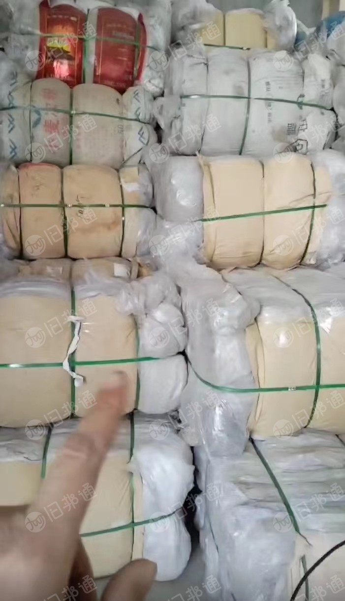 长期出售PE缠绕膜废料,高压膜,统货分开出,现货10来吨