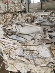 pp白丙压块料，破碎用，常年回收