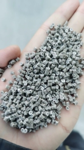 PP编织袋颗粒大量出售，有9张60目，10张60目，6张60目，月供几百吨