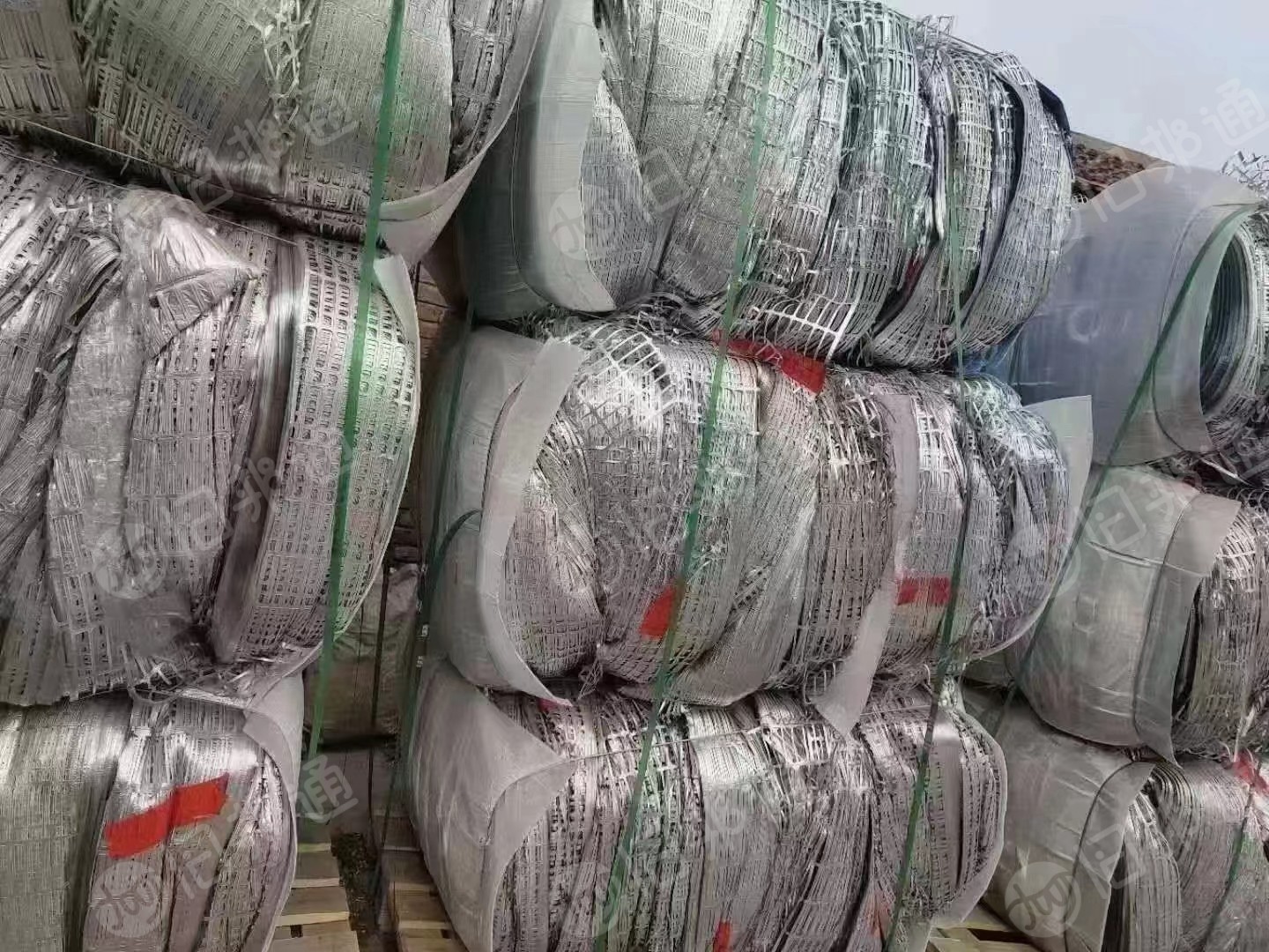 出售药厂pet覆铝下脚料