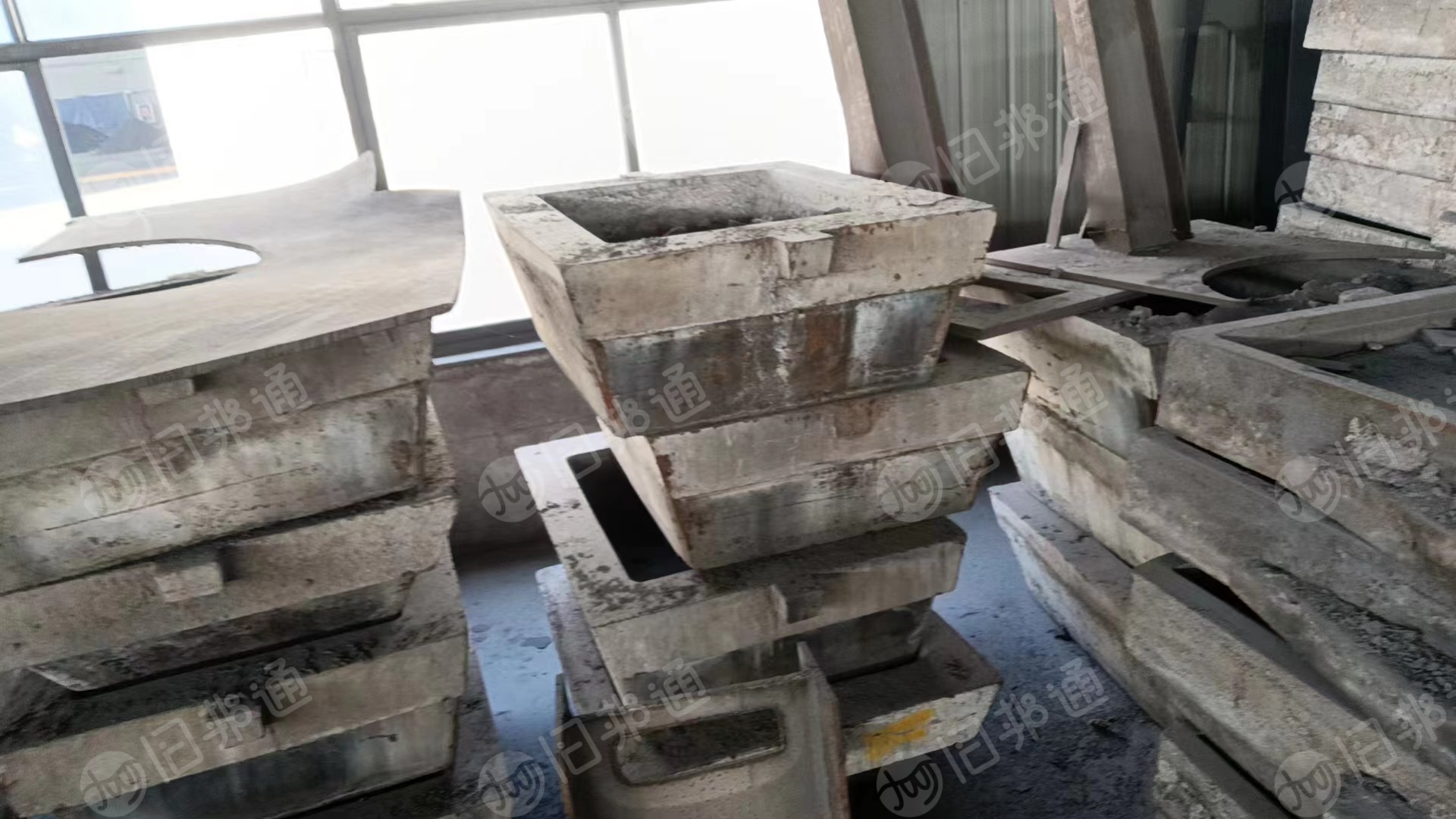出售废旧模具,大量现货