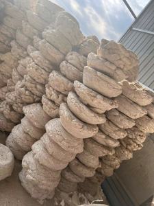 长期出售热熔块，基本都是厂货