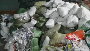 花丙膜二十几吨，现货出售