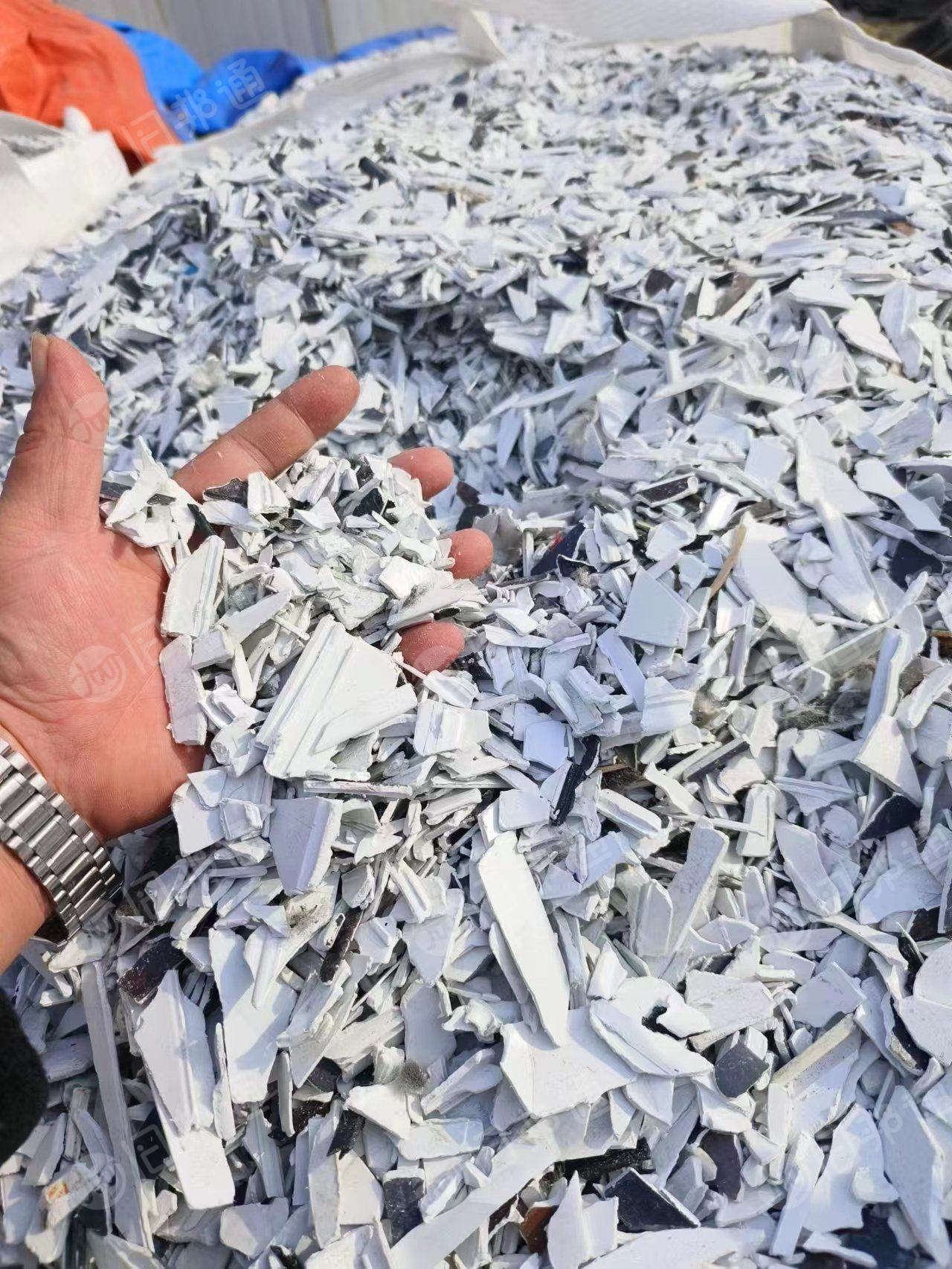 国标PVC塑钢破碎料长期出售，月供几百吨