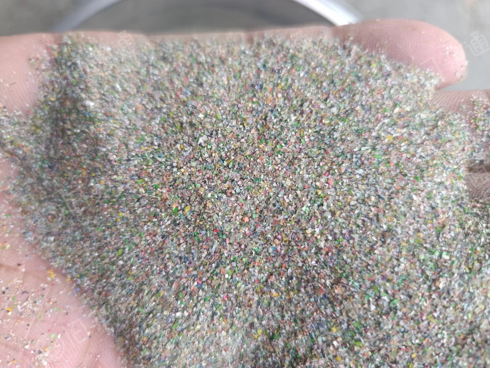 PVC商标纸磨粉料长期出售,现货100吨,过30目