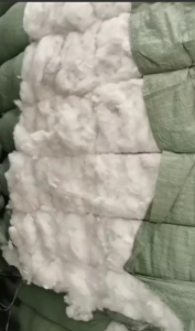 南通针刺棉厂大量回收旧被子枕头开好的丝棉，用需400吨