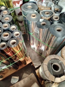 出售PET烫金膜，反光膜，还没有用过，现货10吨左右。