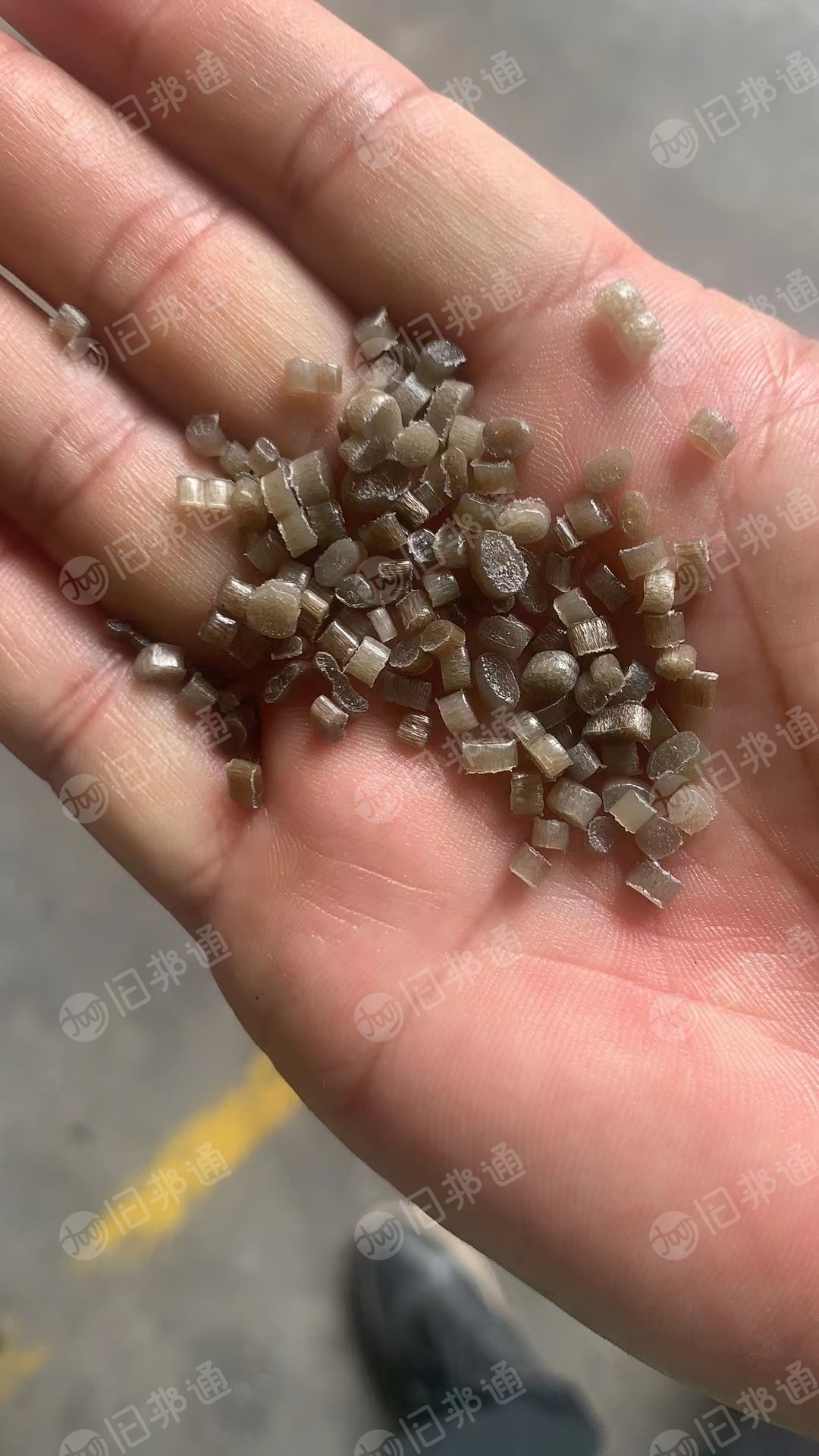 长期出售PE干造高压膜颗粒,过100目