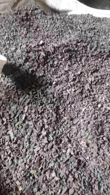 回收废旧轮胎破碎料,钢丝输送带,履带,等橡胶制品