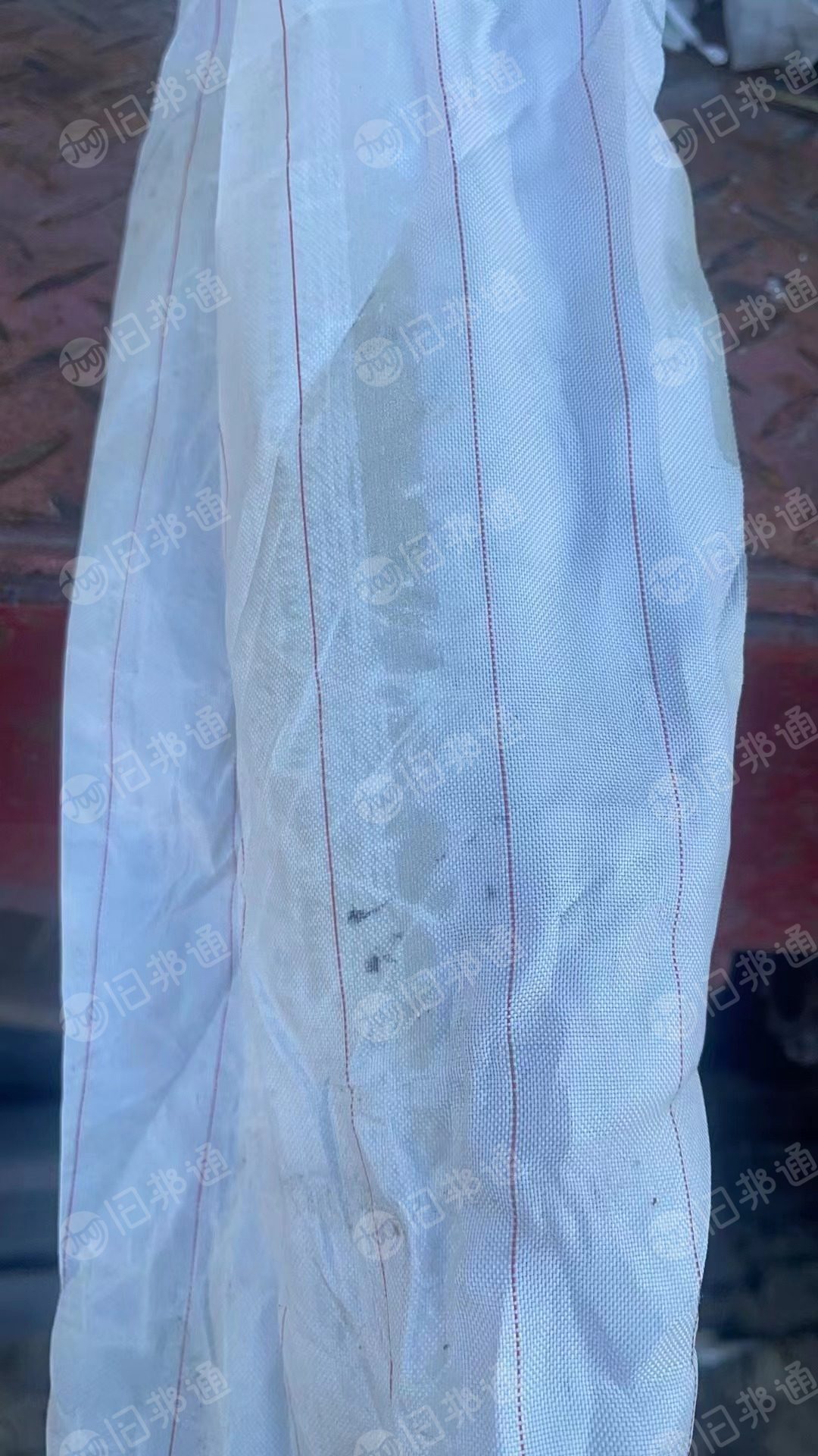 涤纶废布边料,含点轻胶,大量出售