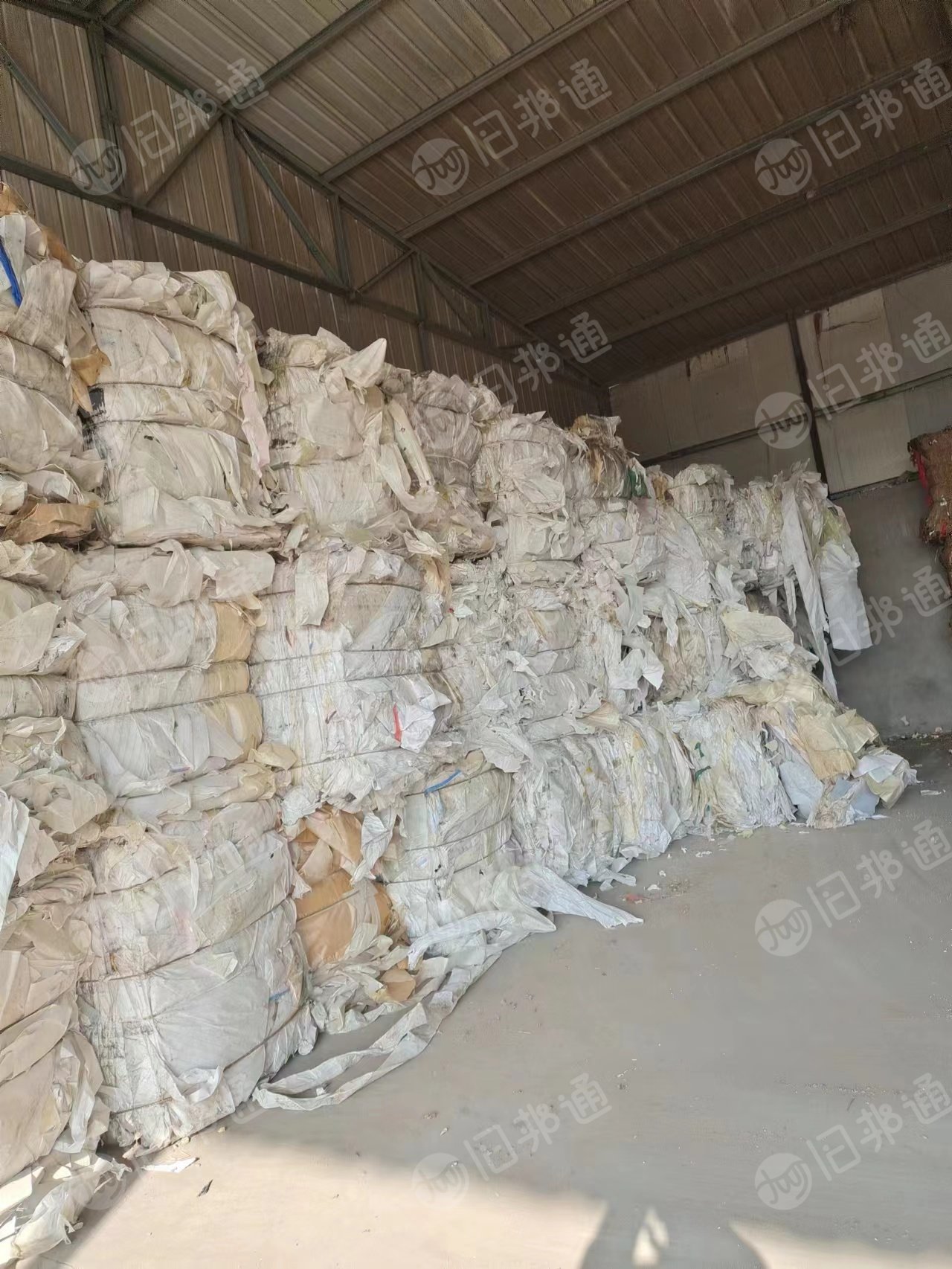 涤纶废布边料,含点轻胶,大量出售