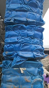 长期出售大小蓝桶压块，白乙压块，花乙压块