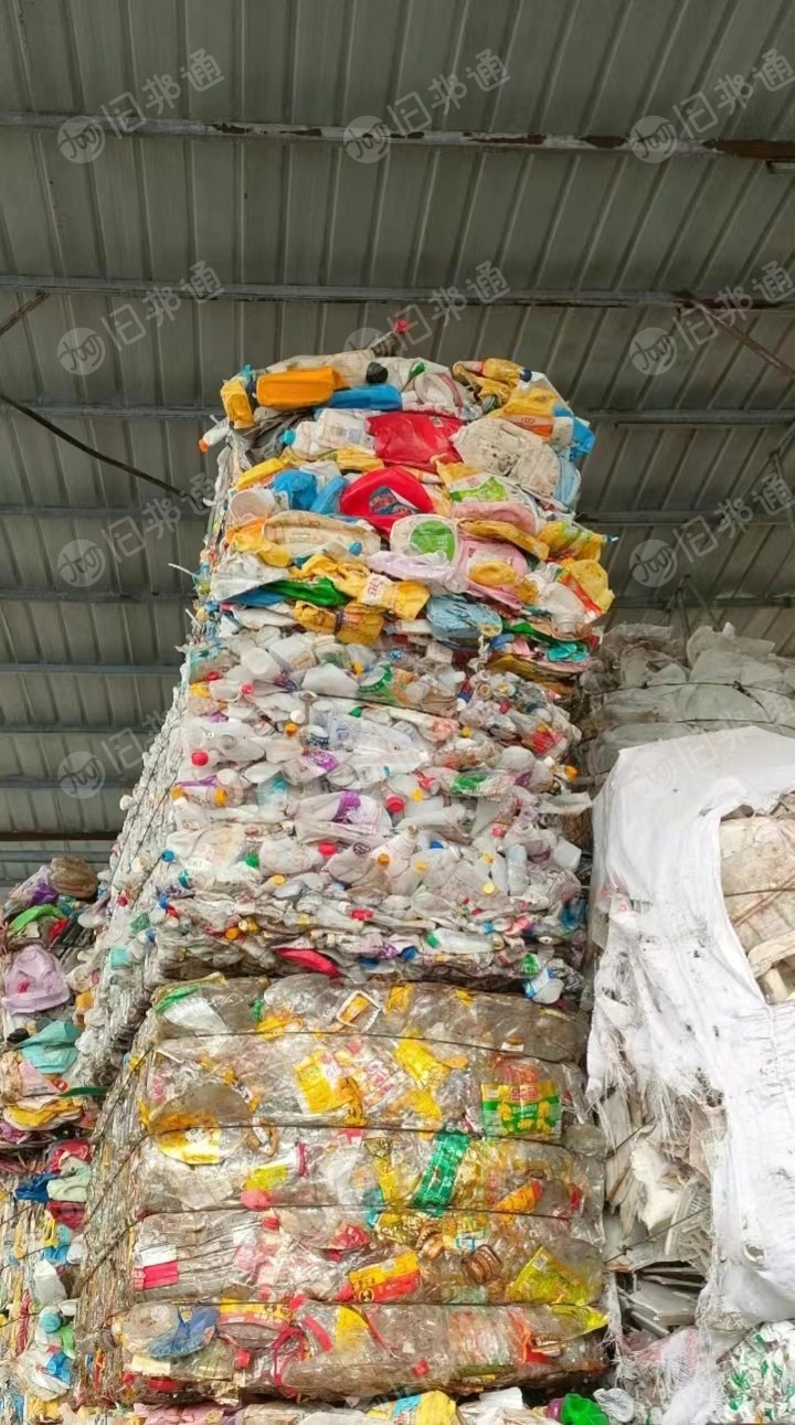 长期出售PET瓶砖,聚酯瓶砖