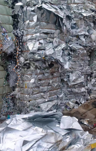 长期出售炼油铝塑膜废料