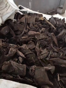 大量收购西北西南地区火烧大桶撕碎料