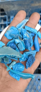 出售低压破碎料，其中纯大蓝破碎料、小蓝破碎料，白壶破碎料，吨桶破碎料