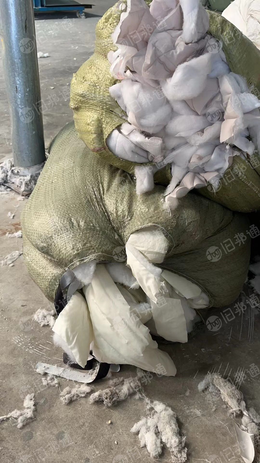 绗绵下脚料,一层丝绵,一层布,布带棉,出售