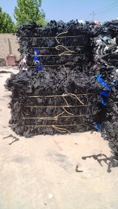 出售eva箱包下脚料，现货60吨，月供200吨