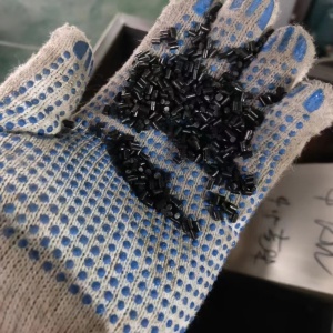 eva颗粒，60目，含钙粉37，现货100吨，长期出售