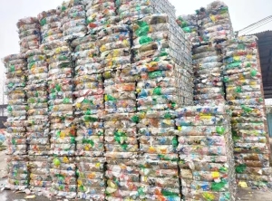 长期出售PET瓶砖，聚酯瓶砖