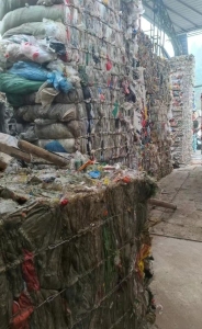 长期出售编织袋废料，PE膜废料