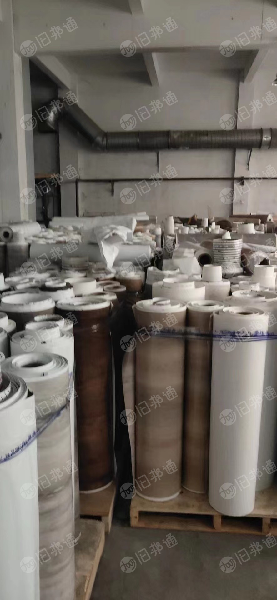 硬质PVC墙纸毛料，大部分卷的，每月两三百吨出售