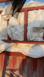 出售白色化纤废布十几吨