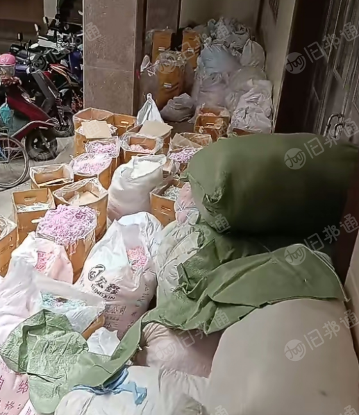 大量供应浅色三色纯棉萝卜丝废料