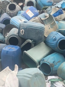 出售蓝桶废料，蓝桶毛料