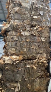 大量收购本色淋膜纸废料