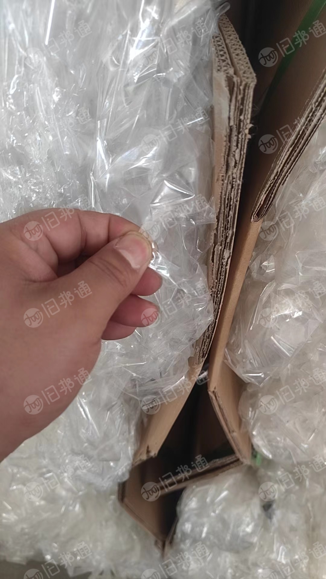 出售pet膜,一面带胶,现货20吨