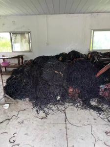 厂家出售足球内胆橡胶废料，现货几吨，每月都有