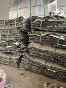 出售一系手剥铝皮，铝塑板下来的，现货二十多吨