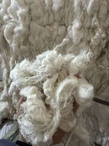 出售化纤回丝，有长丝，涤棉回丝，70涤30棉，现货30吨