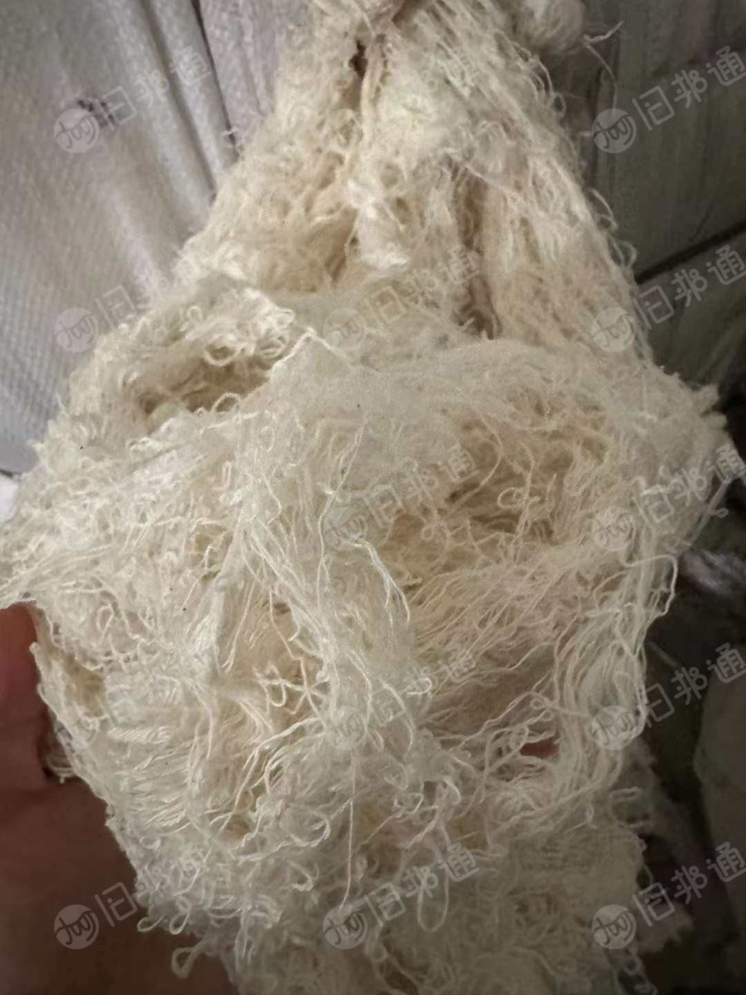 出售化纤回丝,有长丝,70涤30棉,现货30吨