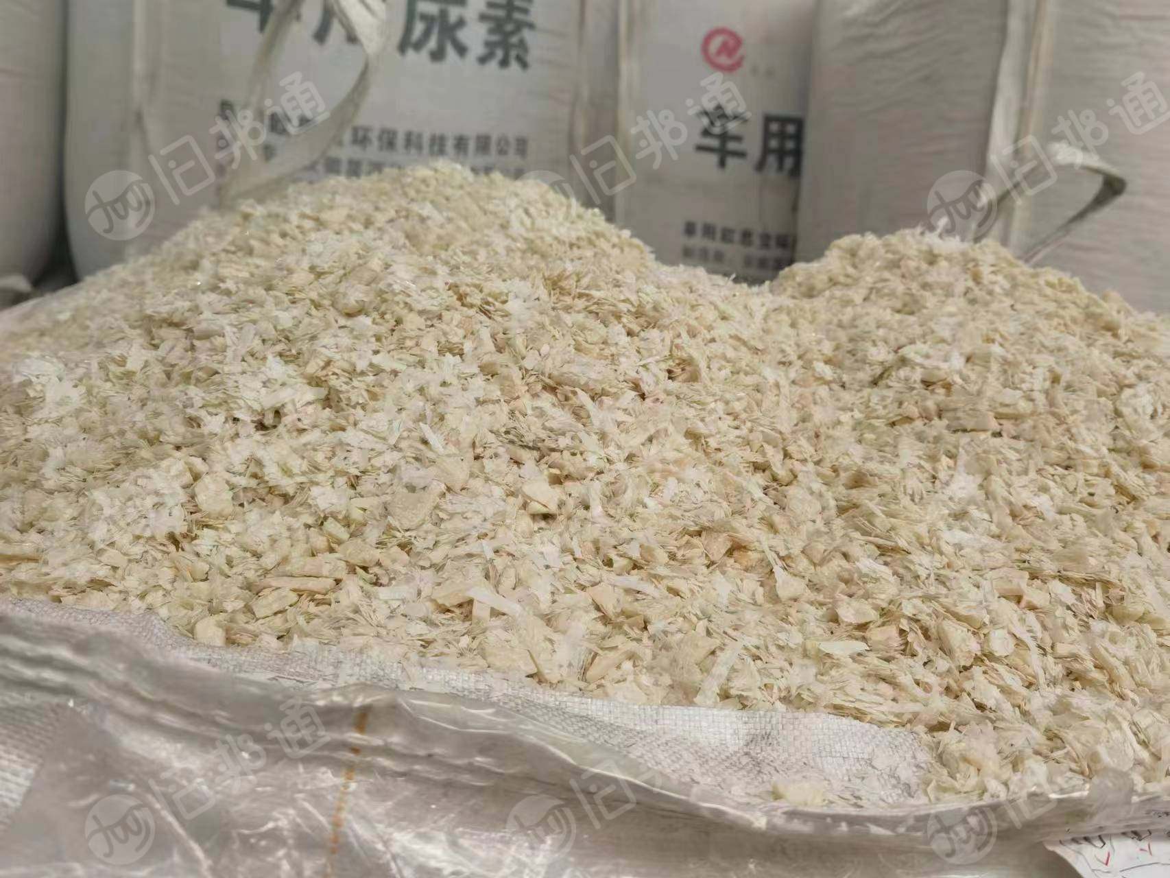 ABS光伏板破碎料大量出售, 月供几百吨 。