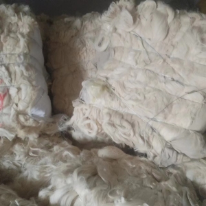 纯棉精纺浆纱16吨左右出售