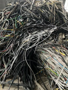 常年出售PVC线皮废料