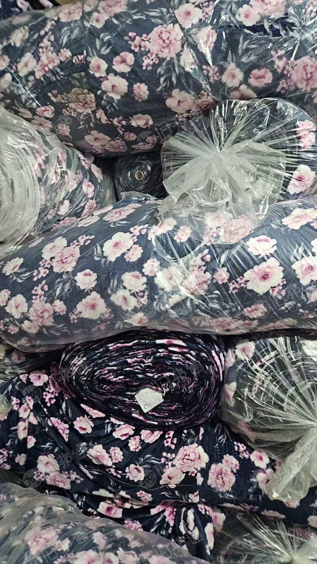 库存双面法兰绒,门幅1.6、克重340,出售