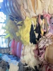 长期大量回收各种海绵下脚料，海绵皮，海绵块，卷棉，乳胶棉，汽车棉