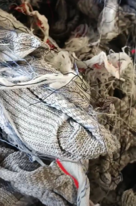 旧毛衣开松出来的无纺布原料长期供应