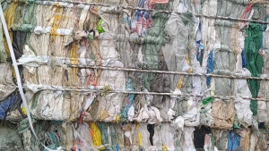 长期出售水洗编织袋废料